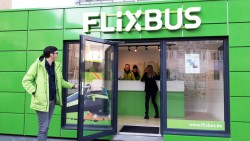Der neu eröffnete Flixbus Shop in Frankfurt (Foto: Flixbus)
