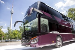 Neuer Setra Doppelstockbus S 531 DT (Foto: Daimler Buses)