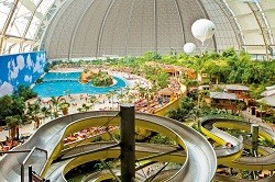 Der größte Wasserpark der Welt: Tropical Islands (Foto: Tropical Islands)