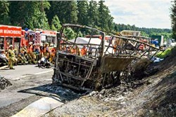 Verunglückter Bus auf der A9