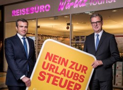 V.r.: Norbert Fiebig, DRV-Präsident, und Benedikt Esser, RDA-Präsident, beim Start der Initiative „Nein zur Urlaubssteuer“ (Foto: BTW)