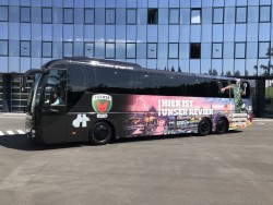 Berliner Füchse: Handballer fahren mit MAN-Bus