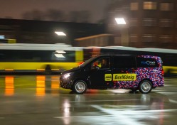 Pilotprojekt: Daimler und BVG testen Rufbus „BerlKönig“