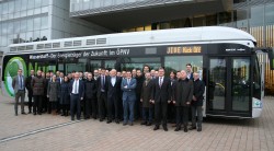 Die Teilnehmer der Auftaktveranstaltung beim Regionalverkehr Köln (RVK) (Foto: element-energy)