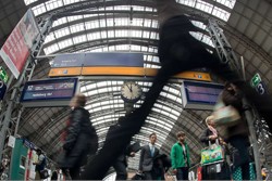 Der Hauptbahnhof in Frankfurt (Foto: dpa)