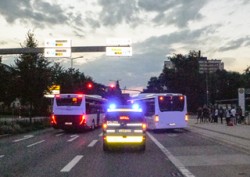 News-Blog: Busunfälle, Schuss auf Bus, Motorexplosion in Bus