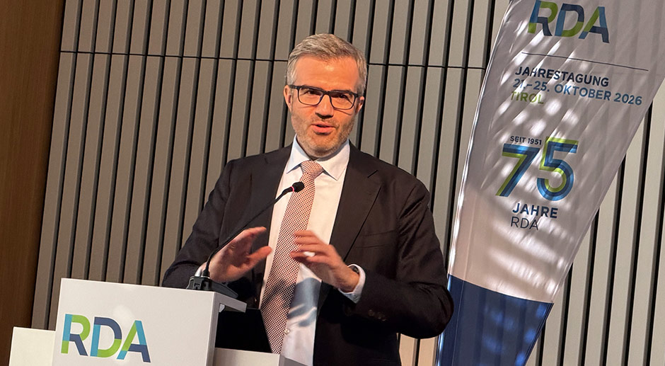 Benedikt Esser am Rednerpult