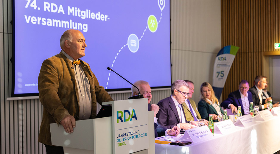 Tagungsleiter Hannes Staggl am Rednerpult