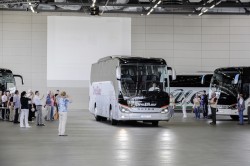 Setra Comfort-Class 500 für Reisedienst Dreßler (Foto: Daimler Buses)