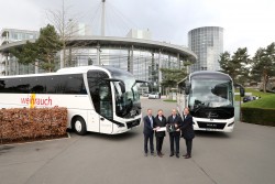 Erstmals Reisebusse in der Autostadt ausgeliefert